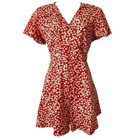 Boutique Red Floral Romper - Picture 1 of 5